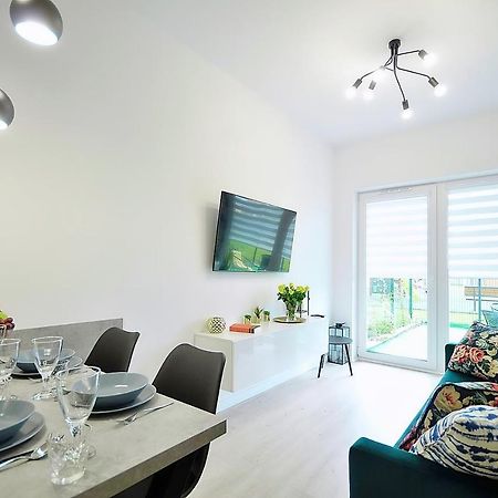 Onholiday Apartamenty Baltycka 코워브제크 외부 사진