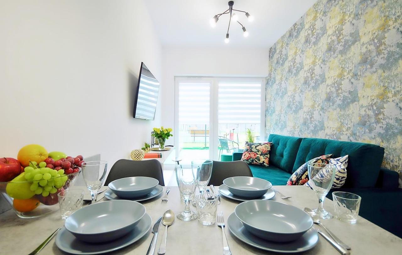 Onholiday Apartamenty Baltycka 코워브제크 외부 사진