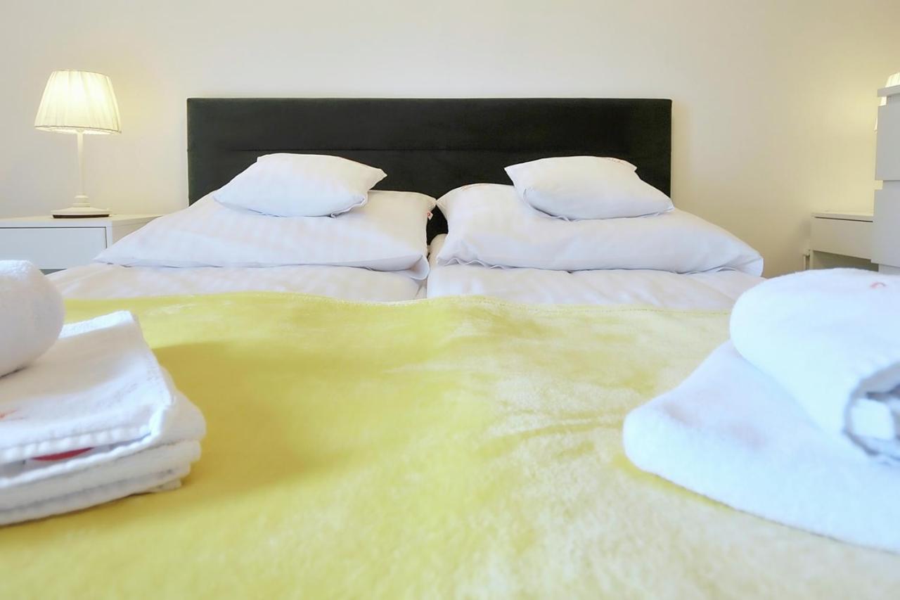 Onholiday Apartamenty Baltycka 코워브제크 외부 사진
