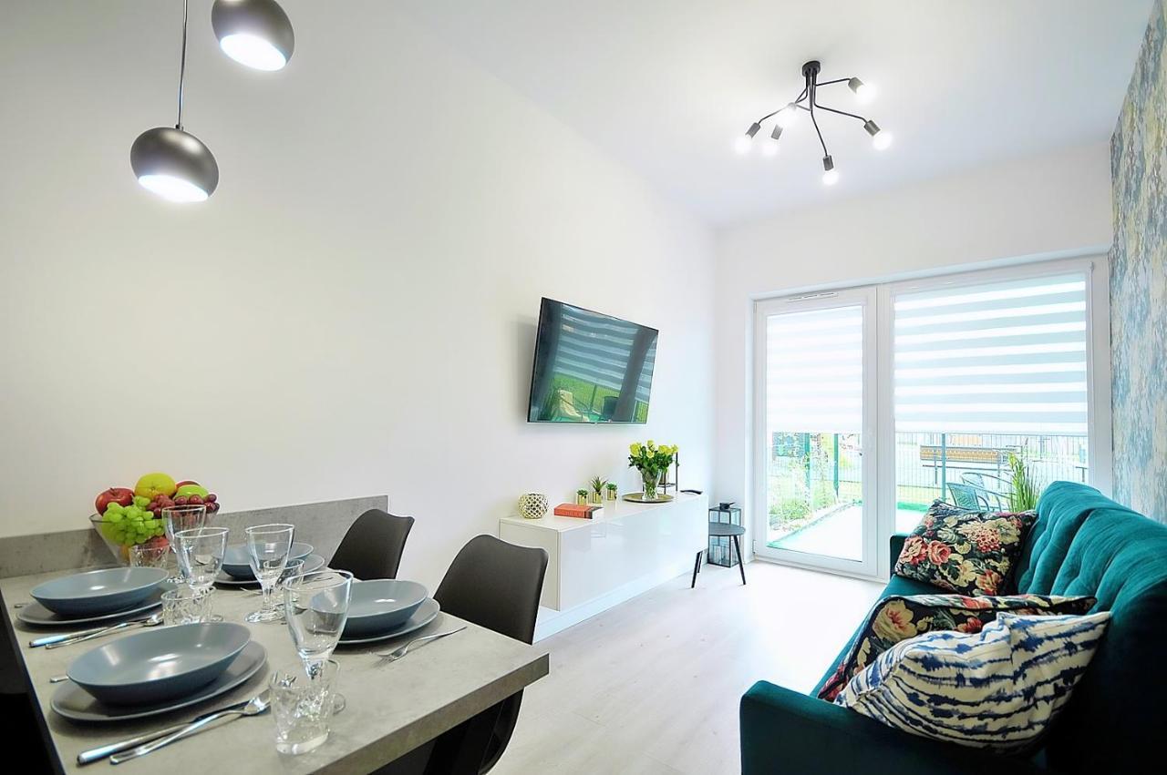 Onholiday Apartamenty Baltycka 코워브제크 외부 사진
